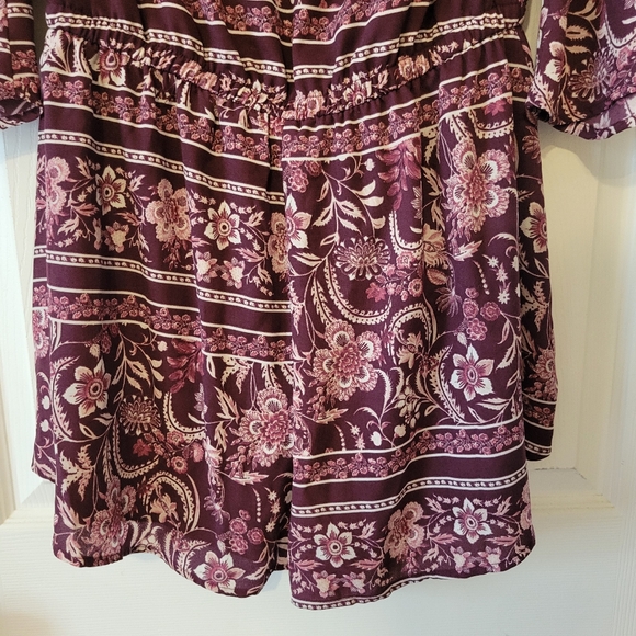 Show me your MUMU  size large Tilly tie romper. Large. Color Wine - Picture 7 of 7